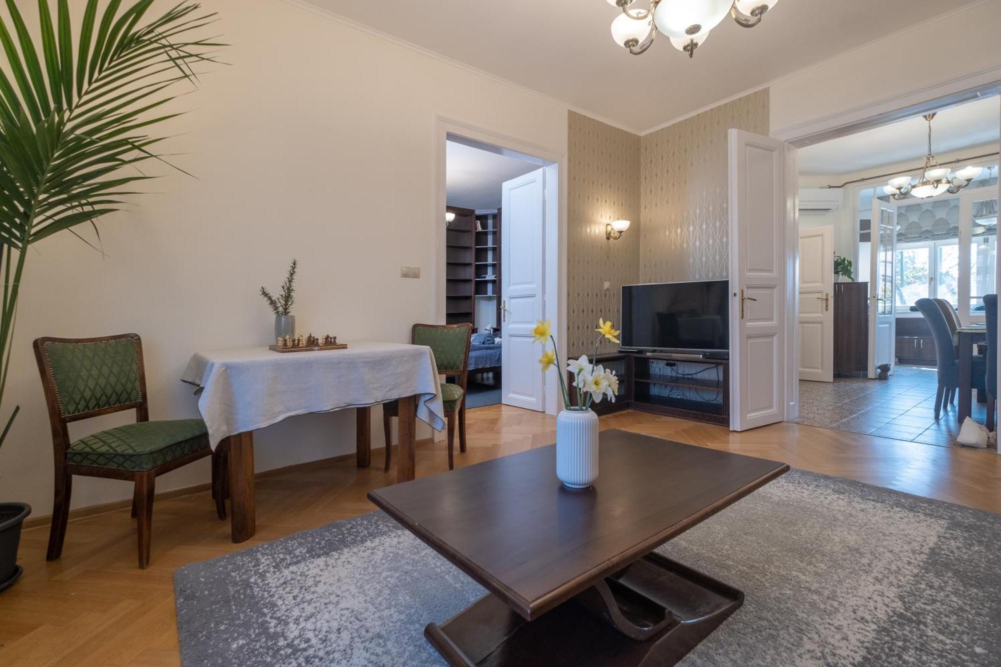 Giovanni'S Airport House Budapeşte Dış mekan fotoğraf