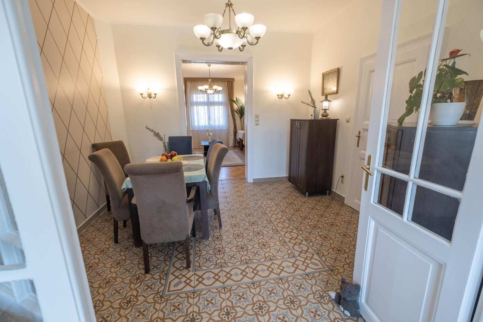 Giovanni'S Airport House Budapeşte Dış mekan fotoğraf