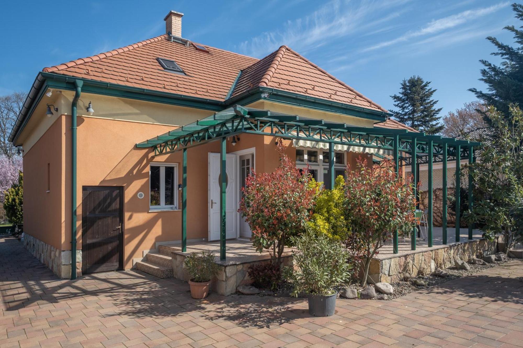 Giovanni'S Airport House Budapeşte Dış mekan fotoğraf